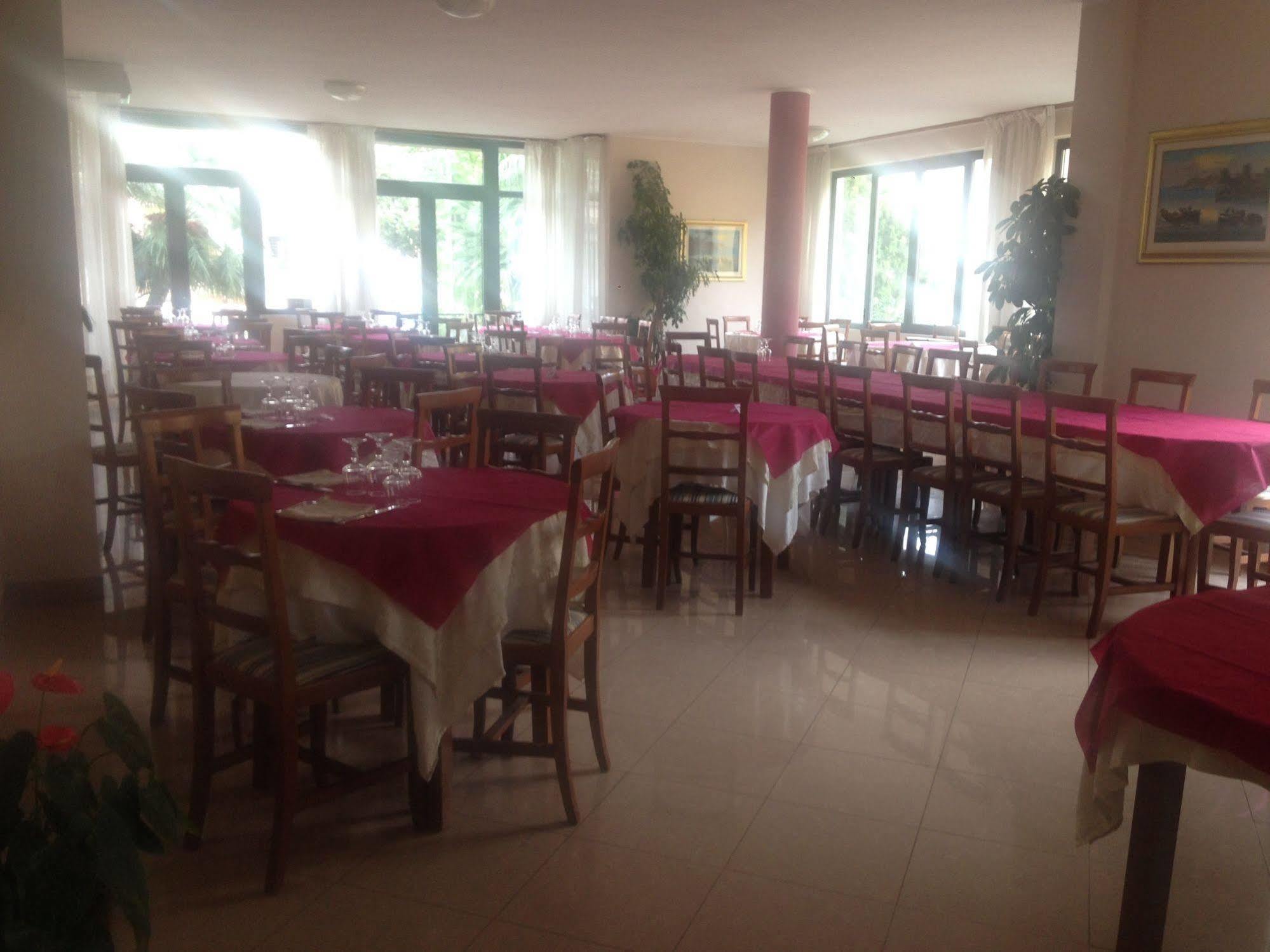 Hotel Europa Casal Velino Extérieur photo